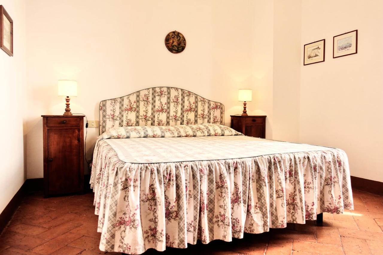 Villa Buonsignori - Wine & Olive Oil Farm Corsano  Bagian luar foto